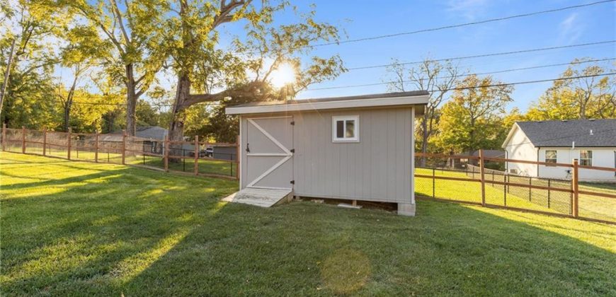 Homes for Sale in Kansas City, MO 64117 | 3514 NE Monterey Avenue