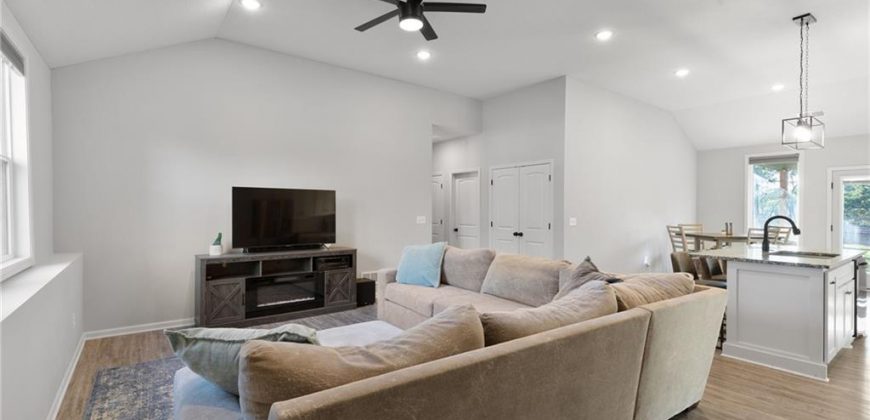 Homes for Sale in Kansas City, MO 64117 | 3514 NE Monterey Avenue