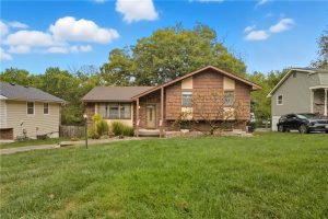 6108-NW-49TH-Terrace-mls-2581889-image-1