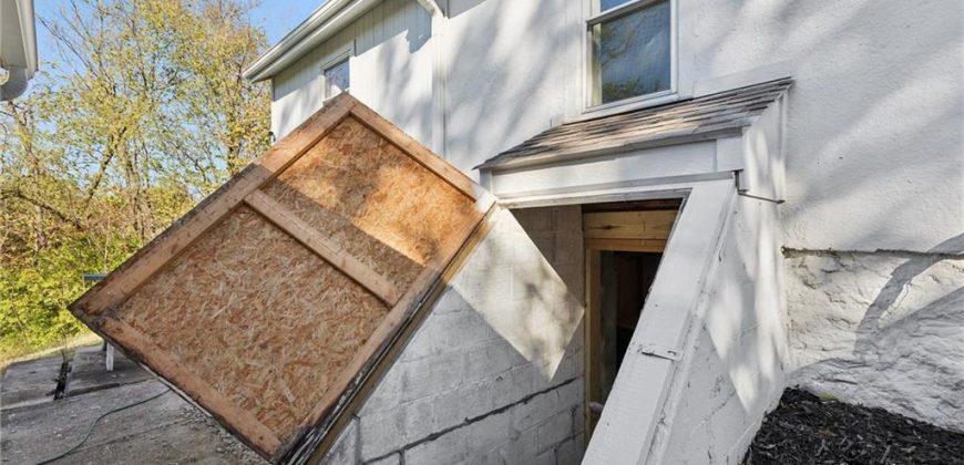 Homes for Sale in Excelsior Springs, MO 64024 | 600  Centralia Avenue