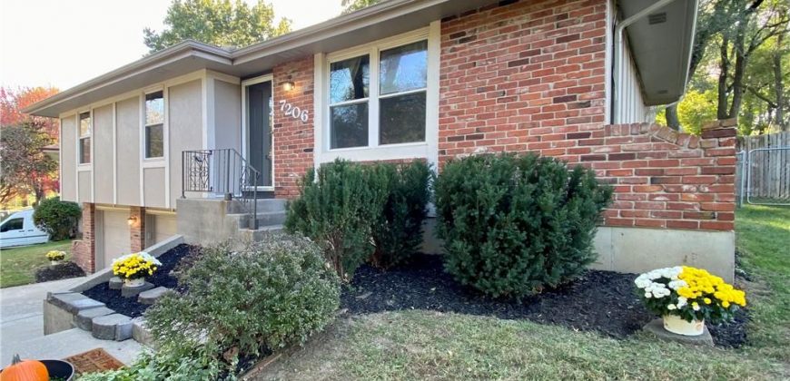 Homes for Sale in Kansas City, MO 64152 | 7206 NW CONGRESS