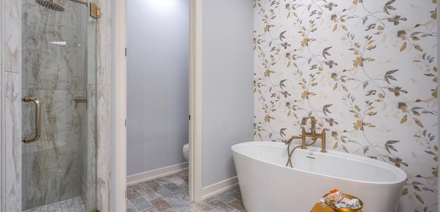 Homes for Sale in Parkville, MO 64152 | 8200  Westlake Drive