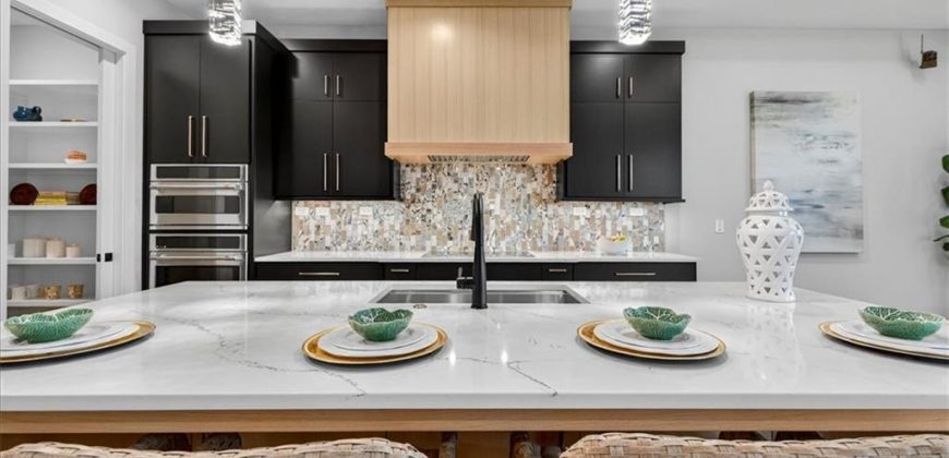 Homes for Sale in Parkville, MO 64152 | 8170  Westlake Drive