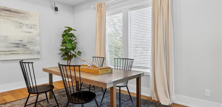 Homes for Sale in Parkville, MO 64152 | 8170  Westlake Drive