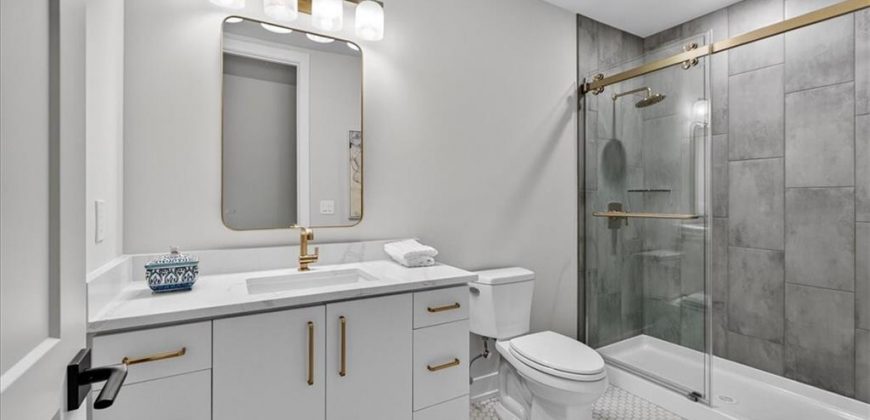 Homes for Sale in Parkville, MO 64152 | 8170  Westlake Drive