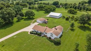 12912-N-Oakland-Avenue-mls-2557638-image-1