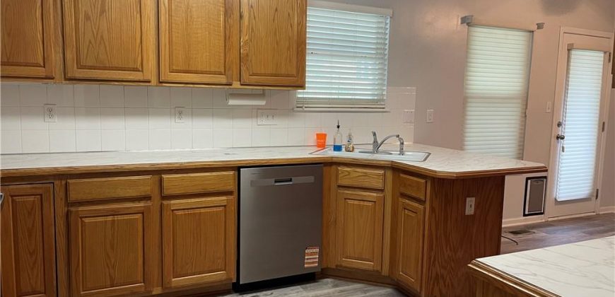 Homes for Sale in Liberty, MO 64068 | 864  Reese Street