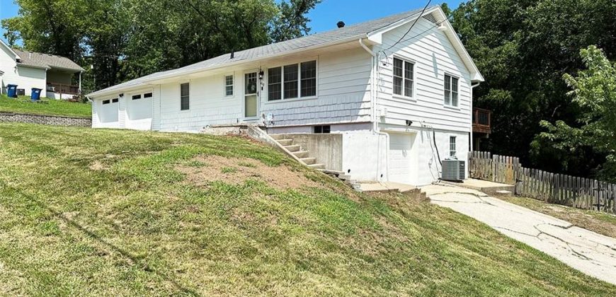 Homes for Sale in Excelsior Springs, MO 64024 | 400  Beverly Avenue