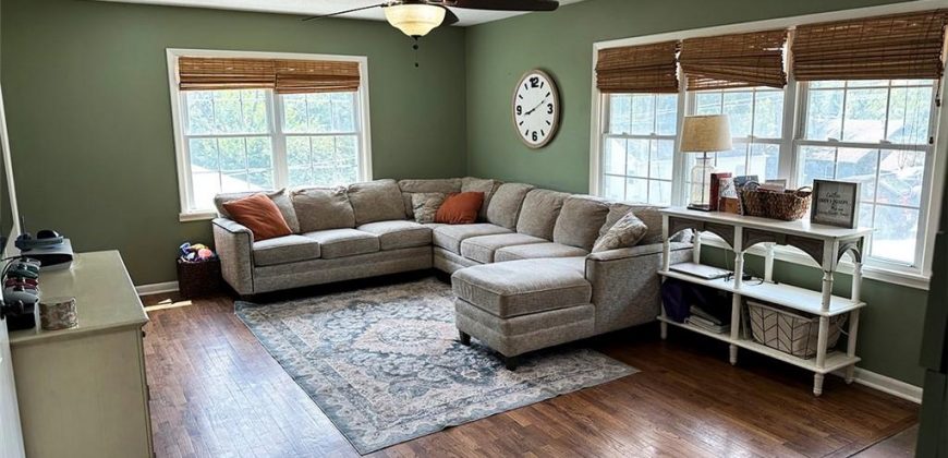 Homes for Sale in Excelsior Springs, MO 64024 | 400  Beverly Avenue