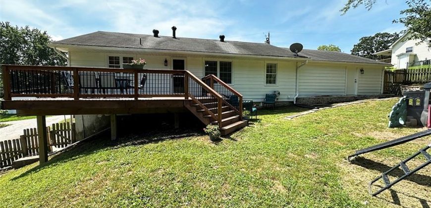 Homes for Sale in Excelsior Springs, MO 64024 | 400  Beverly Avenue