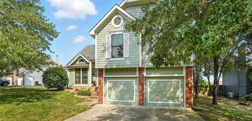 Homes for Sale in Kansas City, MO 64155 | 9601 N Wayne Avenue