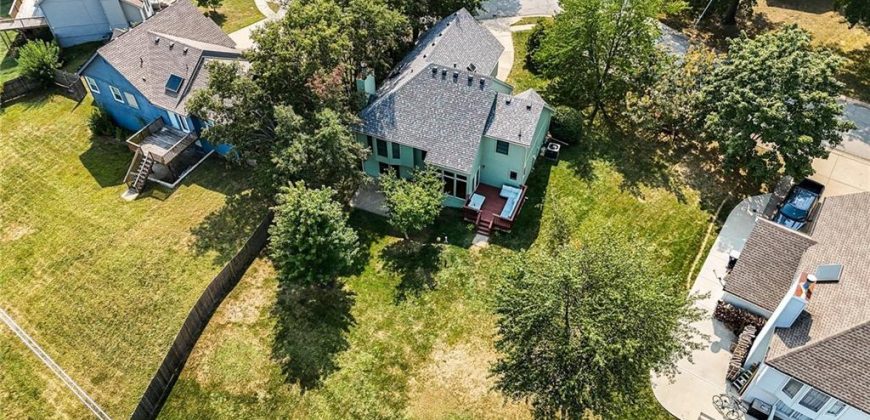 Homes for Sale in Kansas City, MO 64155 | 9601 N Wayne Avenue