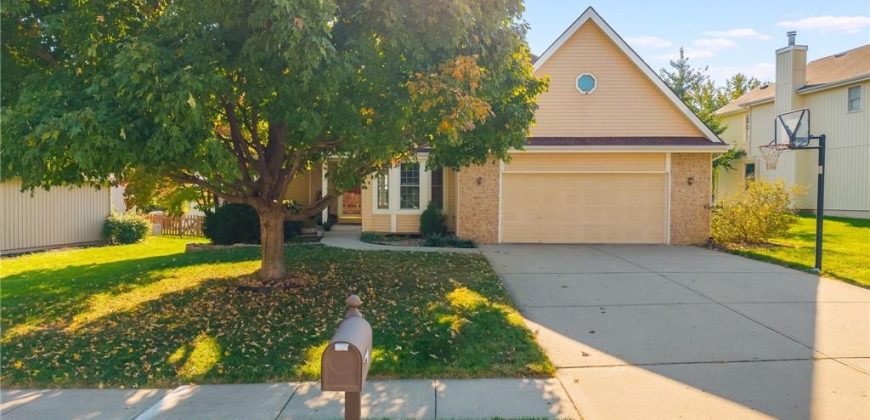 Homes for Sale in Liberty, MO 64068 | 1537  Canterbury Lane