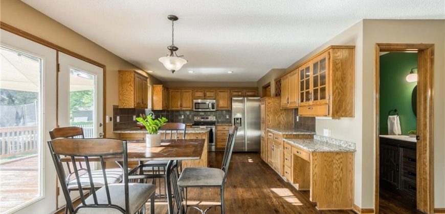 Homes for Sale in Liberty, MO 64068 | 1537  Canterbury Lane