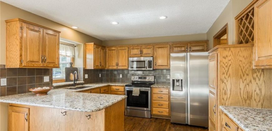 Homes for Sale in Liberty, MO 64068 | 1537  Canterbury Lane