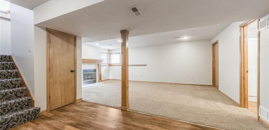 Homes for Sale in Liberty, MO 64068 | 1537  Canterbury Lane