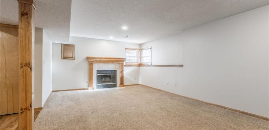 Homes for Sale in Liberty, MO 64068 | 1537  Canterbury Lane