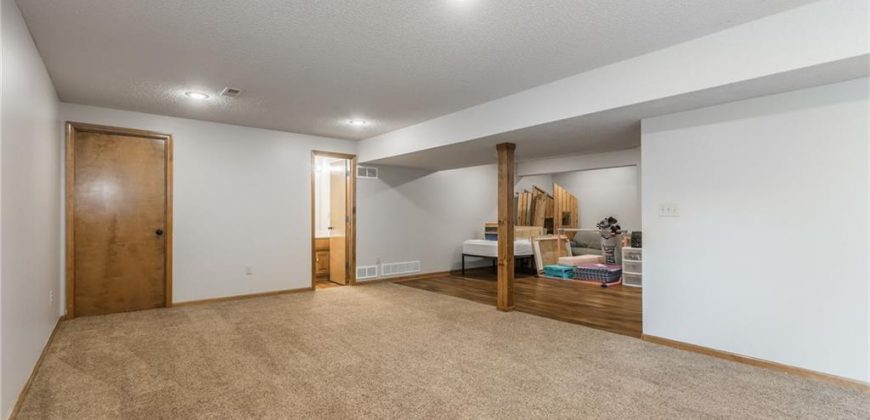 Homes for Sale in Liberty, MO 64068 | 1537  Canterbury Lane