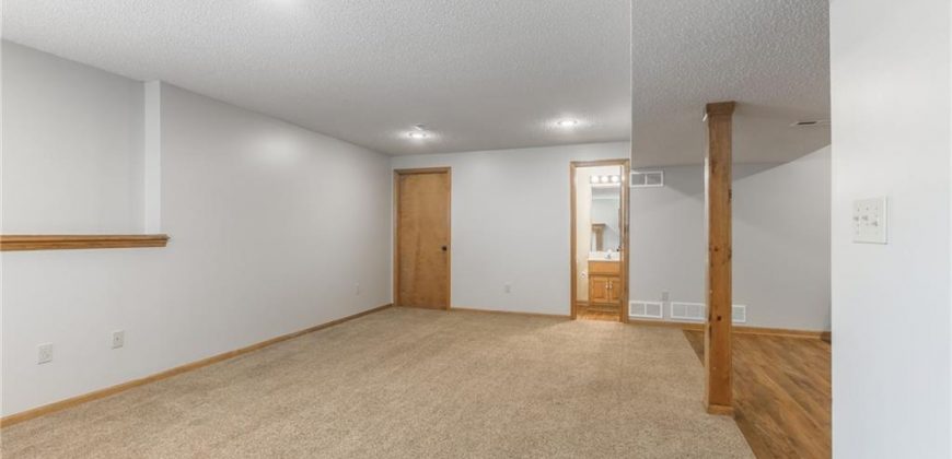 Homes for Sale in Liberty, MO 64068 | 1537  Canterbury Lane