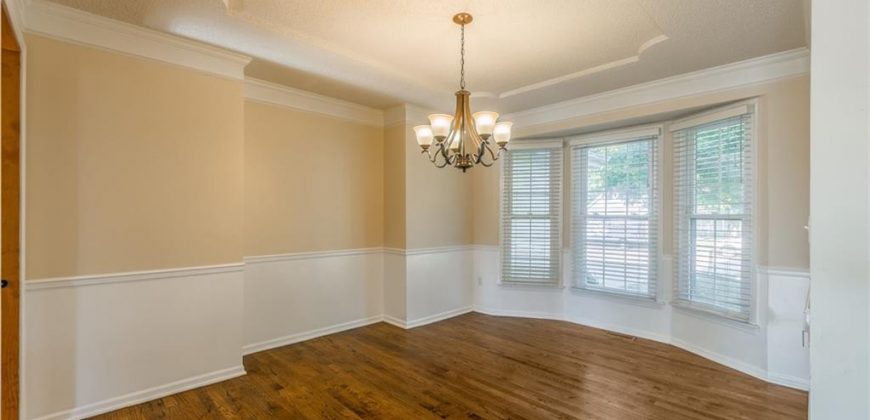 Homes for Sale in Liberty, MO 64068 | 1537  Canterbury Lane