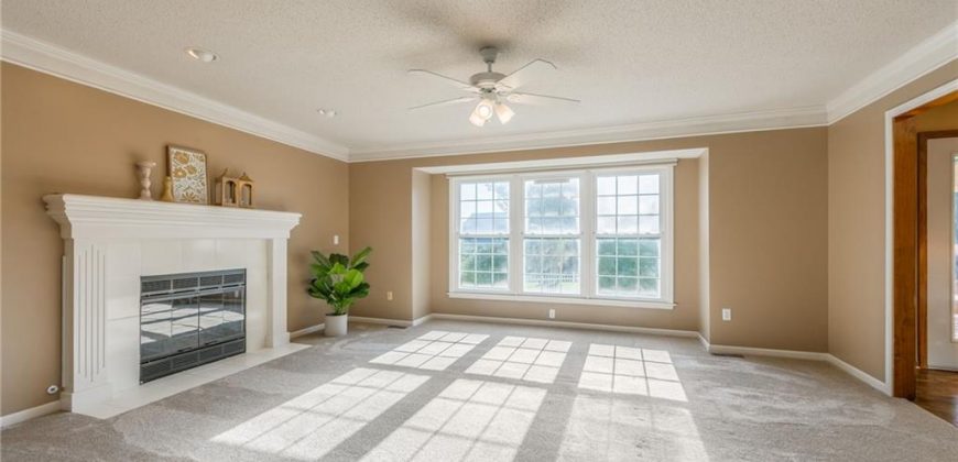 Homes for Sale in Liberty, MO 64068 | 1537  Canterbury Lane