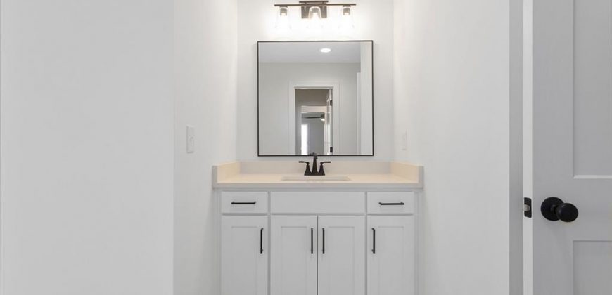 Homes for Sale in Kearney, MO 64060 | 13703  Clover Court