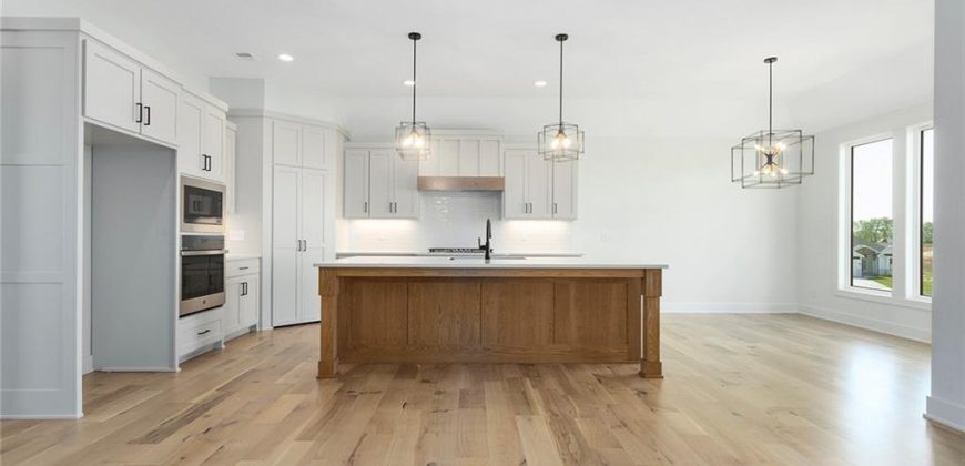 Homes for Sale in Kearney, MO 64060 | 13703  Clover Court