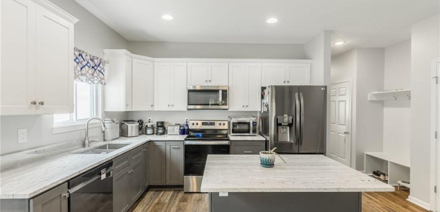 Homes for Sale in Kansas City, MO 64163 | 7816 NW 124th Street