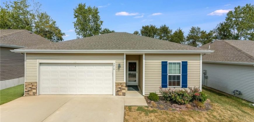 Homes for Sale in Kansas City, MO 64163 | 7816 NW 124th Street