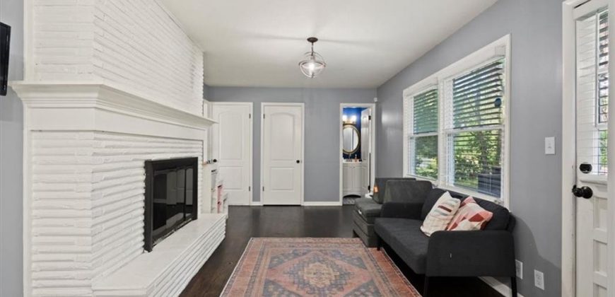 Homes for Sale in Gladstone, MO 64118 | 7104 N Baltimore Avenue