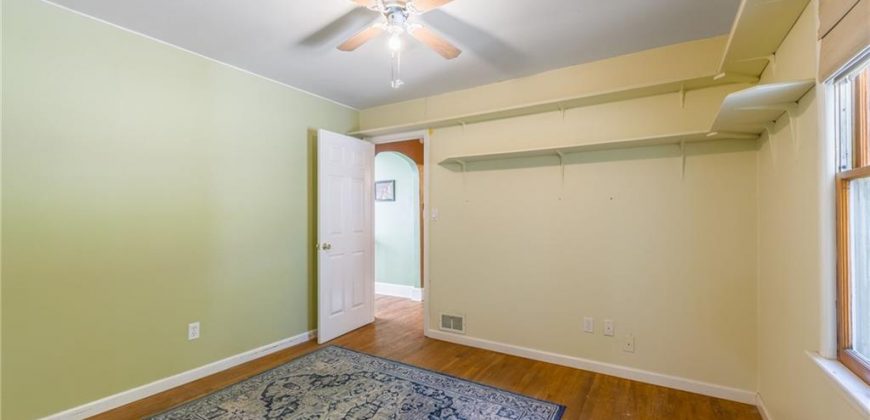 Homes for Sale in Kansas City, MO 64117 | 2906 NE Russell Road