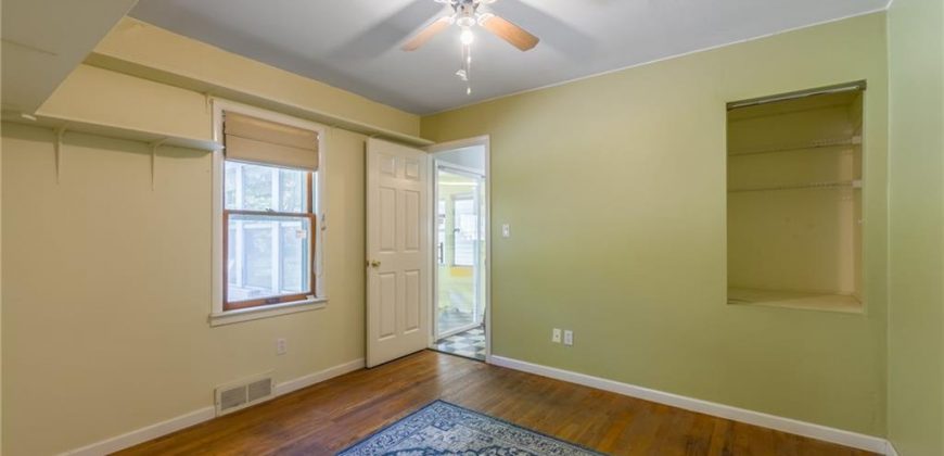 Homes for Sale in Kansas City, MO 64117 | 2906 NE Russell Road