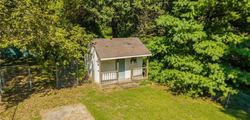 Homes for Sale in Kansas City, MO 64117 | 2906 NE Russell Road