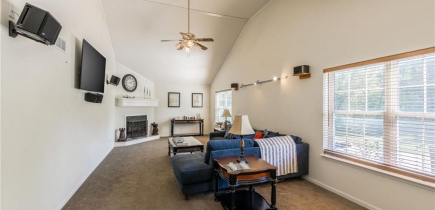 Homes for Sale in Kansas City, MO 64117 | 2906 NE Russell Road