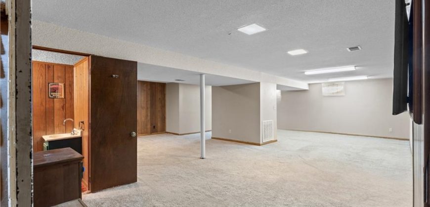 Homes for Sale in Parkville, MO 64152 | 6717 NW Lawson Lane