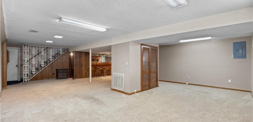 Homes for Sale in Parkville, MO 64152 | 6717 NW Lawson Lane