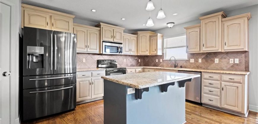 Homes for Sale in Kansas City, MO 64157 | 11105 N Randolph Avenue