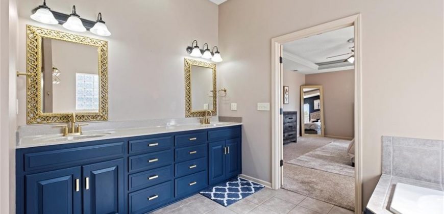 Homes for Sale in Kansas City, MO 64157 | 11105 N Randolph Avenue