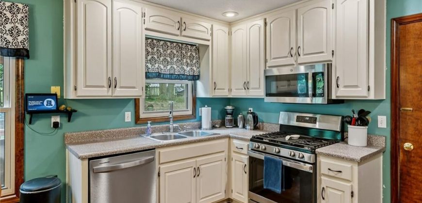 Homes for Sale in Liberty, MO 64068 | 716  White Oak Lane