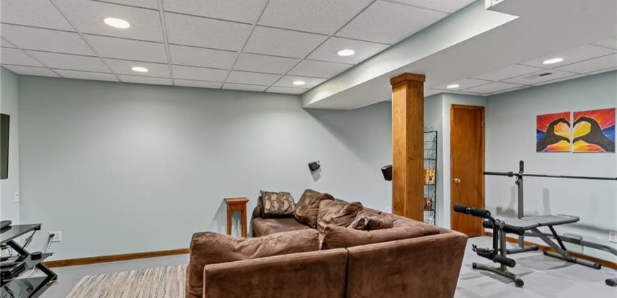 Homes for Sale in Liberty, MO 64068 | 716  White Oak Lane