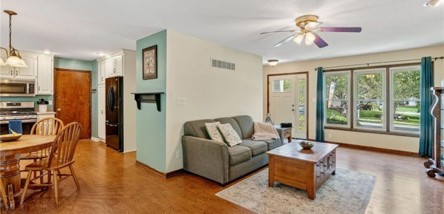 Homes for Sale in Liberty, MO 64068 | 716  White Oak Lane