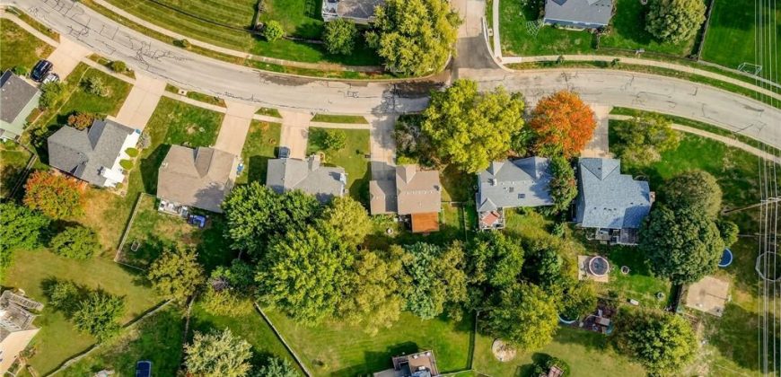 Homes for Sale in Liberty, MO 64068 | 716  White Oak Lane