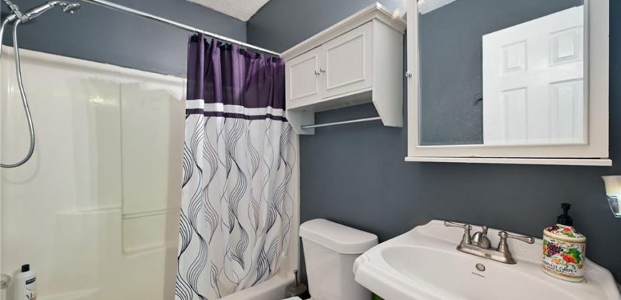 Homes for Sale in Kansas City, MO 64117 | 4718 N Winchester Avenue Homes for Sale in Kansas City, MO 64117 | 4718 N Winchester Avenue