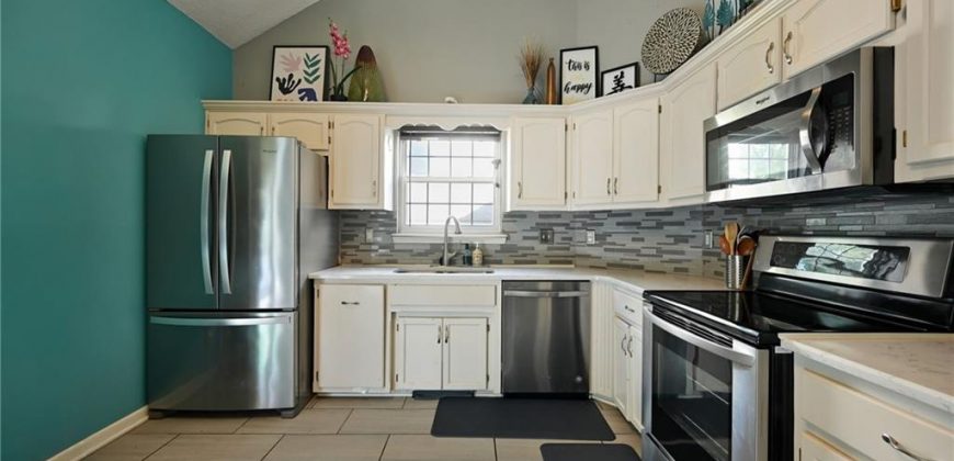 Homes for Sale in Kansas City, MO 64117 | 4718 N Winchester Avenue Homes for Sale in Kansas City, MO 64117 | 4718 N Winchester Avenue