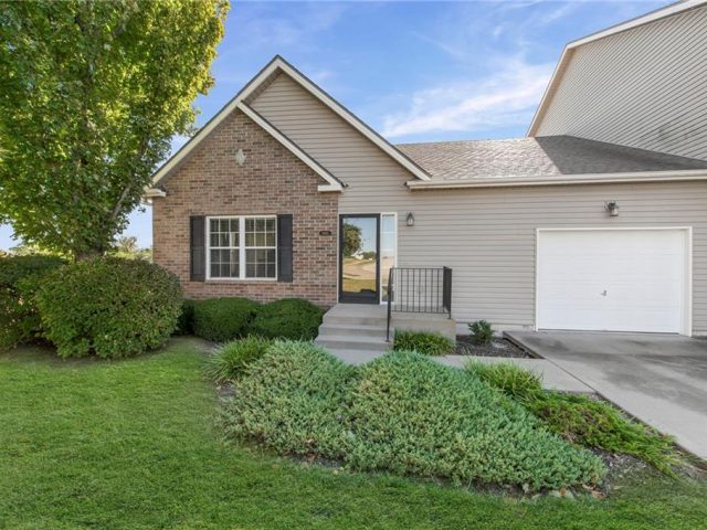 Homes for Sale in Kansas City, MO 64154 | 9431 N Granby Avenue