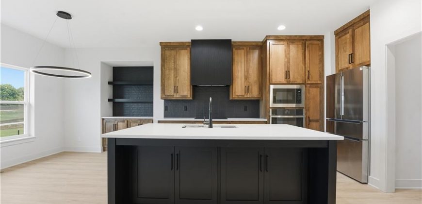 Homes for Sale in Kansas City, MO 64153 | 8400 NW 90th Street