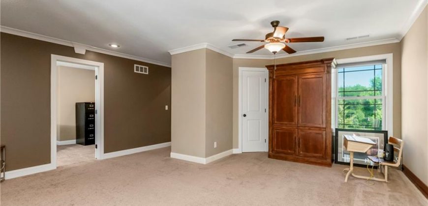 Homes for Sale in Kansas City, MO 64157 | 10502 N Willow Avenue