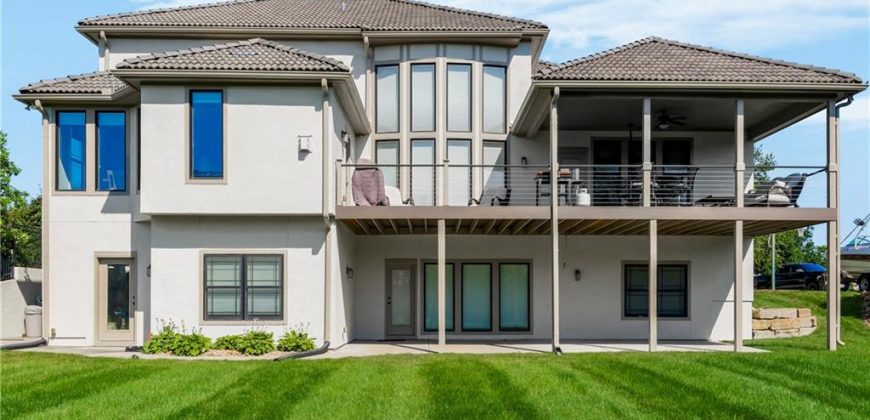 Homes for Sale in Kansas City, MO 64157 | 10502 N Willow Avenue