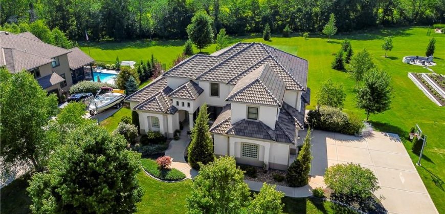 Homes for Sale in Kansas City, MO 64157 | 10502 N Willow Avenue