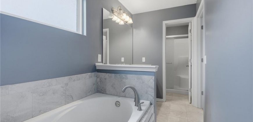 Homes for Sale in Kearney, MO 64060 | 1043 E 14th Street